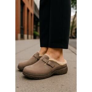 Clarks Roseville Clog Dark Taupe Leather Fur-Lined Comfort Shoes Women’s 7W